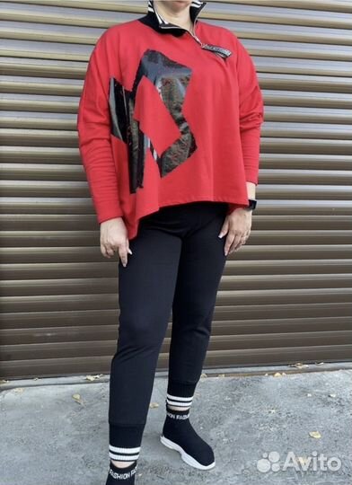 Спортивный костюм женский