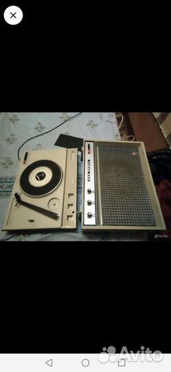 Проигрыватель винила СССР лидер 303