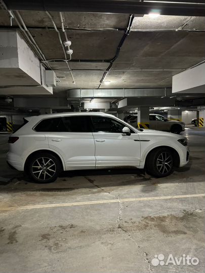 Volkswagen Touareg 3.0 AT, 2020, 130 000 км