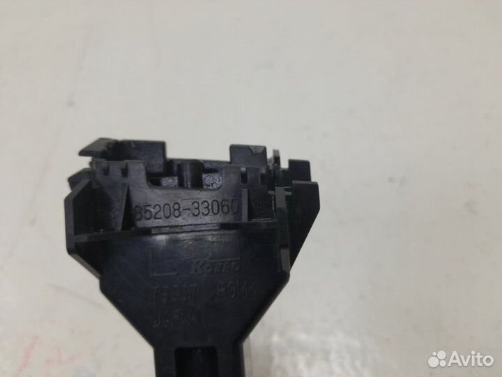 Форсунка омывателя левая Toyota Camry 40 2006