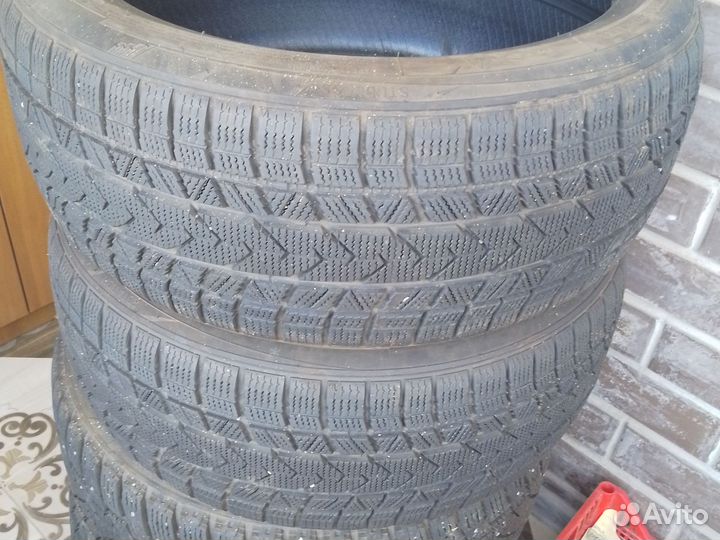 Tourador Winter Pro Max 225/40 R18