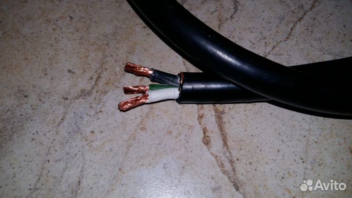 Силовой кабель Oyaide Tunami Pcocc-A 1,23m