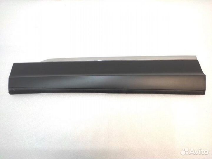 Накладка двери передняя левая Volkswagen Tiguan 2