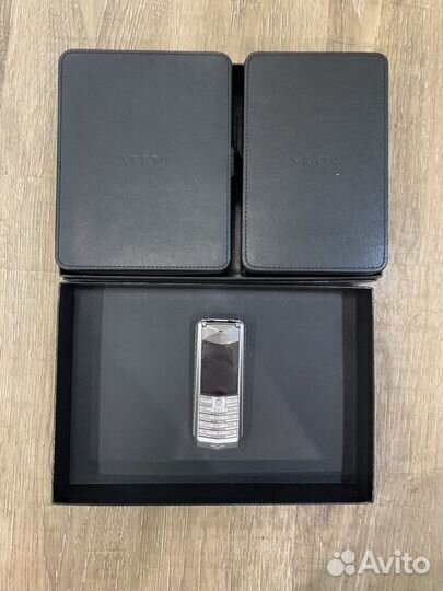 Телефон Vertu