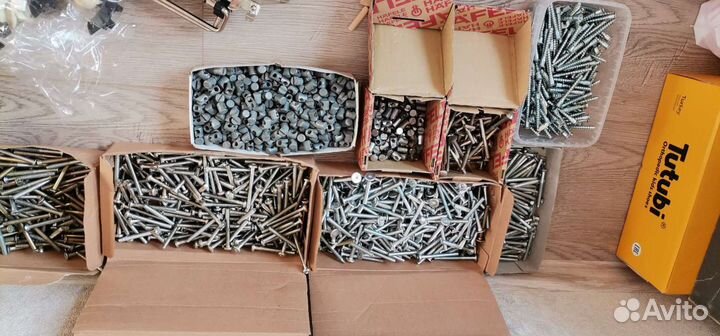 Мебельная фурнитура