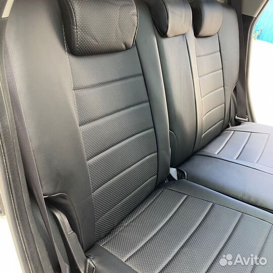 Автомобильные чехлы на Fit Shuttle