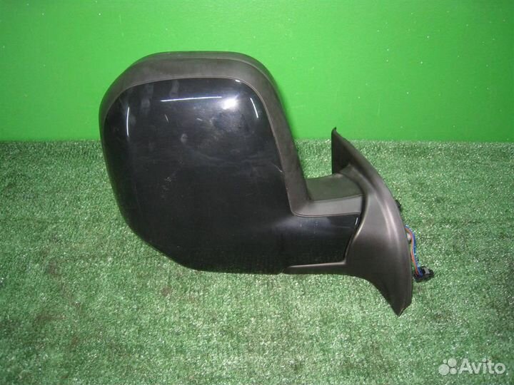 Зеркало правое Citroen Berlingo B9 2011