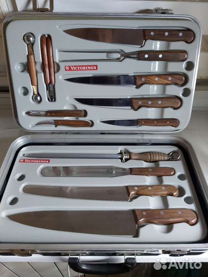 Набор ножей victorinox