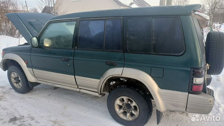 Mitsubishi Pajero 2(разбор)