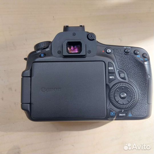 Зеркальный фотоаппарат canon 60d