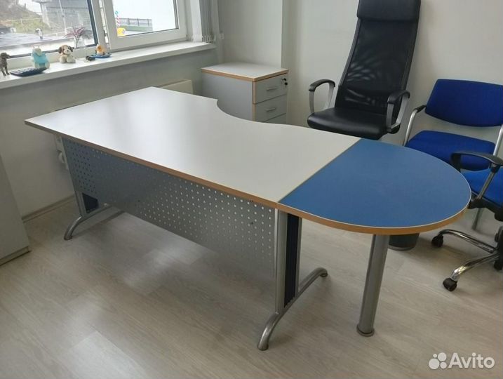 Офисная мебель бу