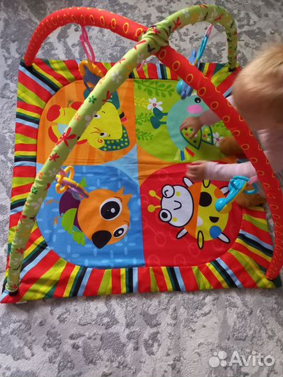 Развивающий коврик