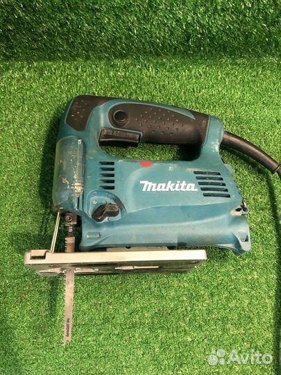 Лобзик Makita 4329