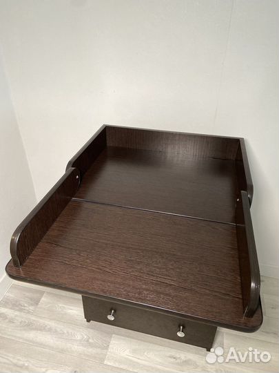 Пеленальный стол комод