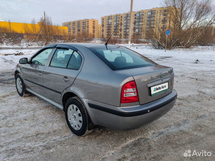 Skoda Octavia 1.4 МТ, 2010, 142 700 км