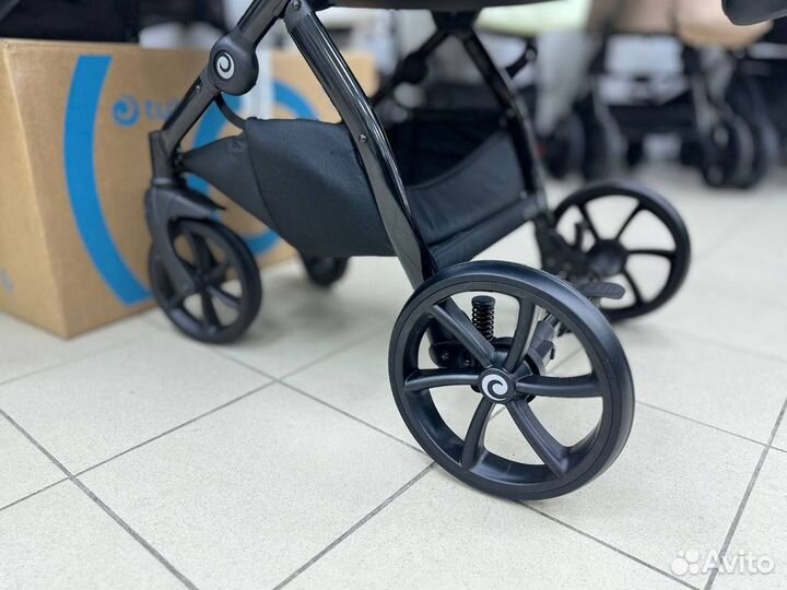 Коляска 2 в 1 новая Tutis