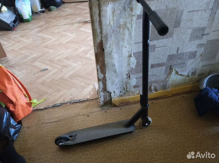 Трюковой самокат