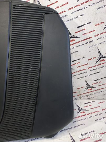 Крышка двигателя OM646 Mercedes w203