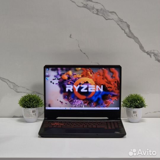 Игровой asus Tuf видюха 4 гигабайт