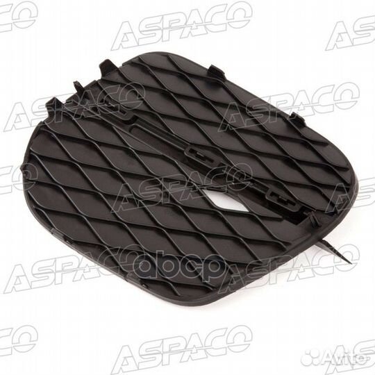 Решетка переднего бампера закрытая левая (L) BM