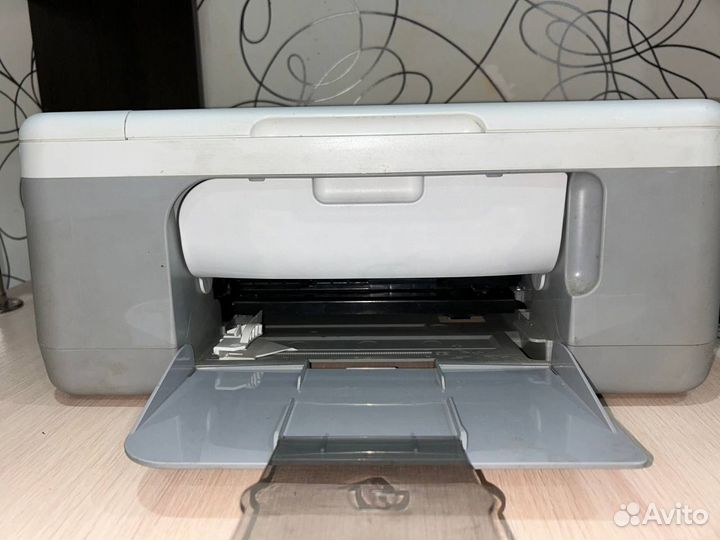 Принтер HP струйный Deskjet F2280