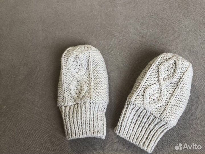 Комплект шапка и варежки hm