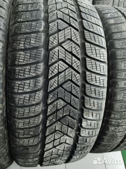 Pirelli Scorpion Winter 255/50 R20