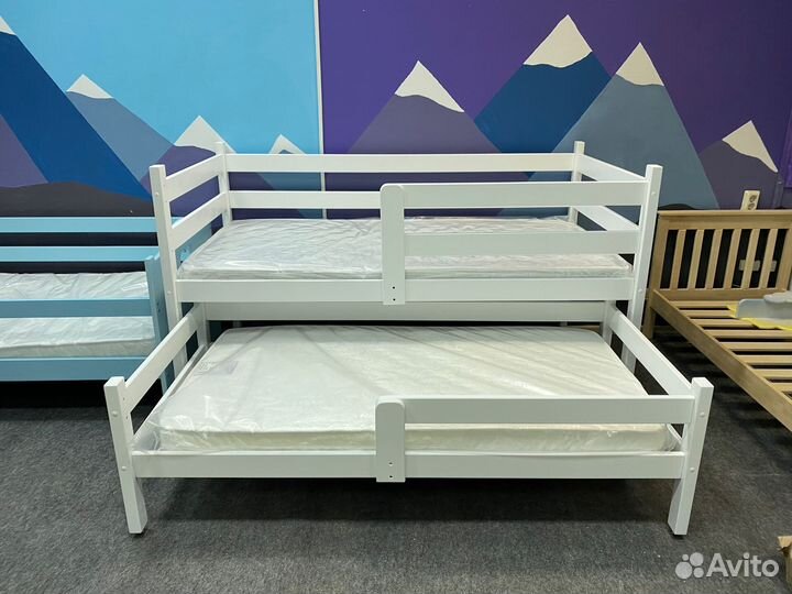 Двухъярусная кровать детская