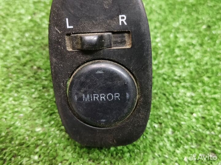 Блок управления зеркалами Toyota Corona, IX (T190)