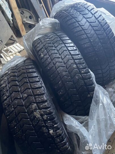 Vredestein ArcTrac 195/60 R15 88T