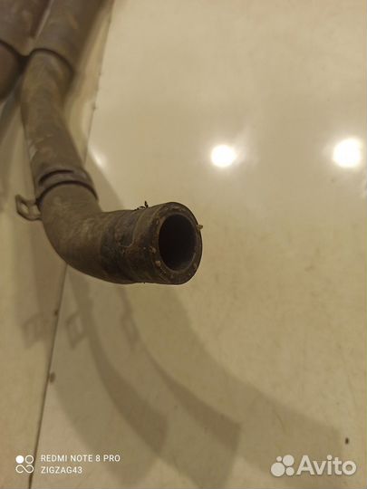 Патрубок системы охлаждения (Volkswagen Touareg)