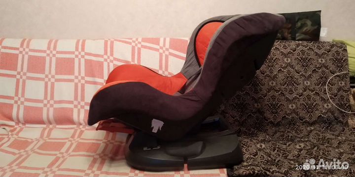 Автомобильное детское кресло