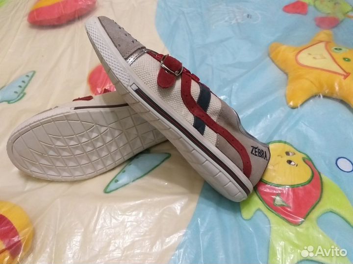 Кеды для девочек (новые)