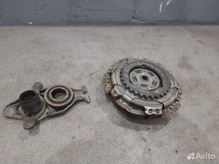 Сцепление б/у для 1.4 CHP DQ200 Skoda Octavia A7