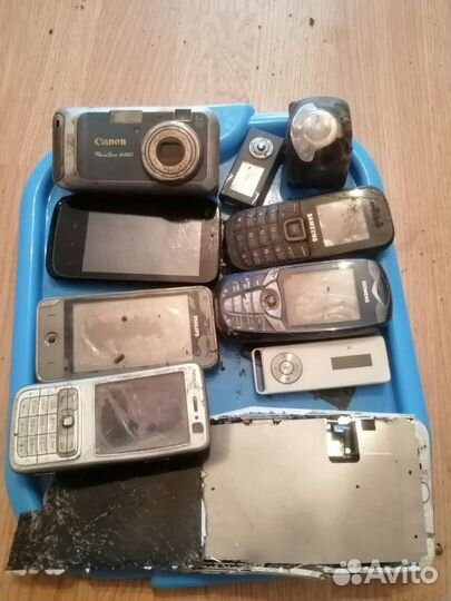 Ломаные телефоны на запчасти