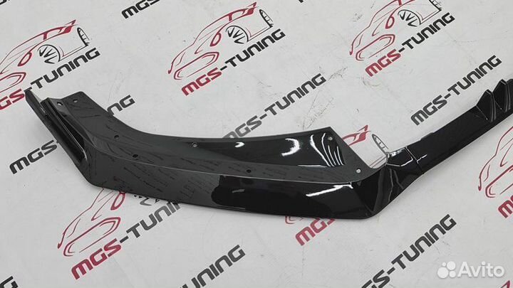 Губа Audi A4 B9 S-line 15-20 стиль RS черная
