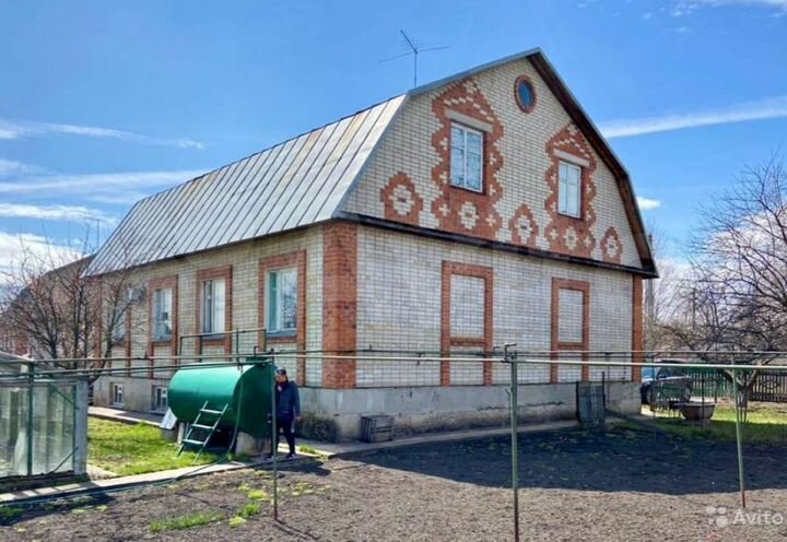 Дом 343 м² на участке 16 сот.