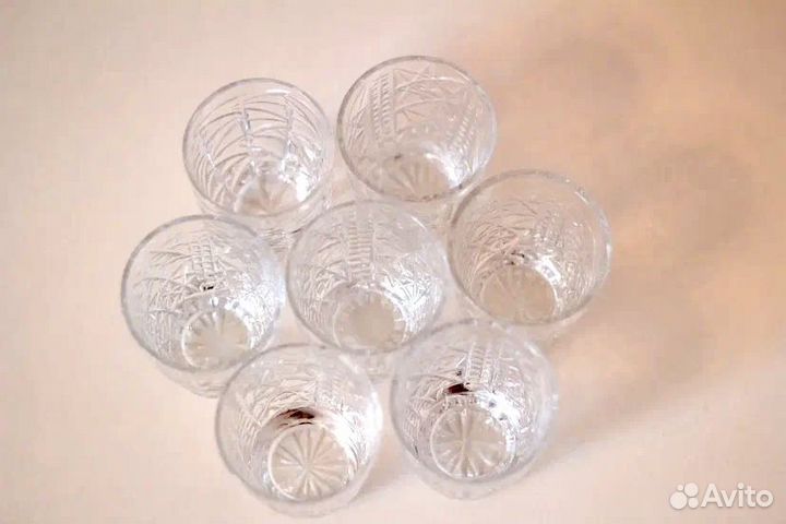 Набор хрустальных стопок