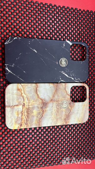 Чехлы на iPhone 12