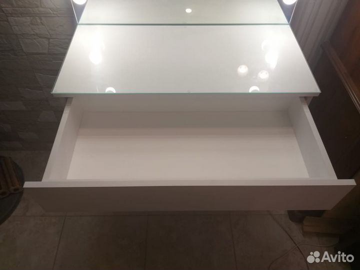 Гримерный столик