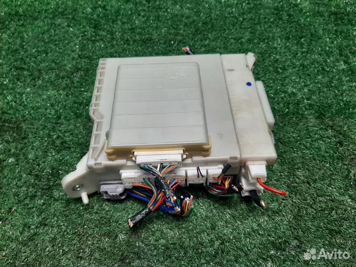 Блок предохранителей салонный Lexus GS 450H 2007