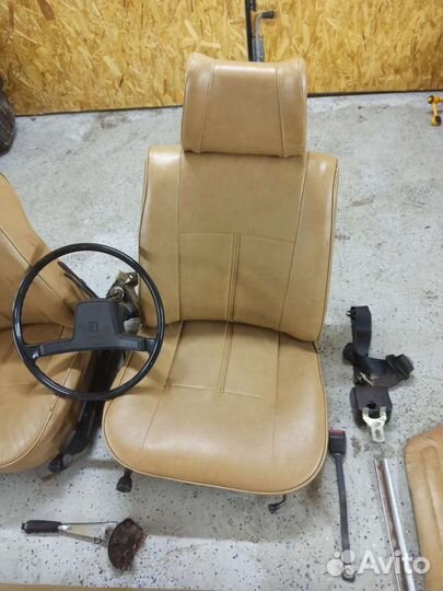 Салон кожаный (бежевый) в сборе и его детали ваз