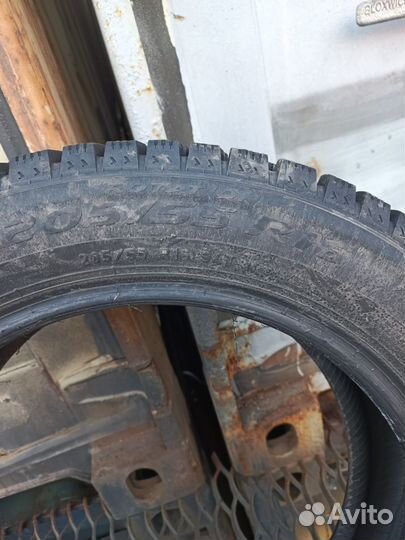 Pirelli Ice Zero 205/55 R16