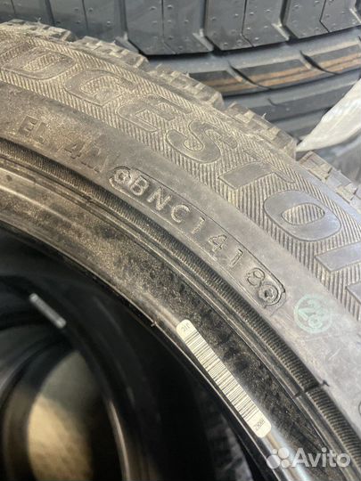 Bridgestone Blizzak VRX 215/50 R17 91S