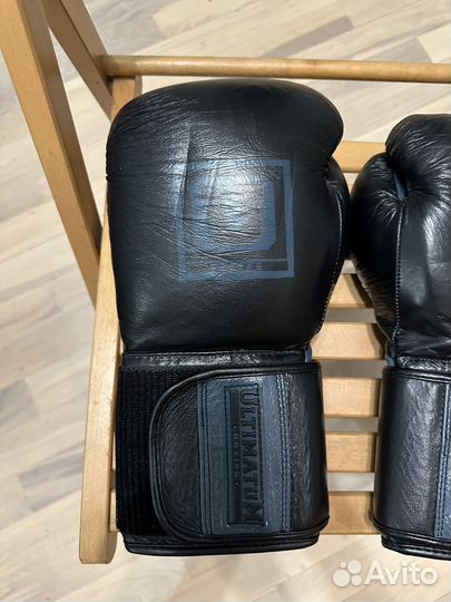 Боксерские перчатки ultimatum 14 oz + Шлем