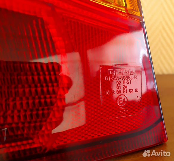 Задние фонари на renault logan 1