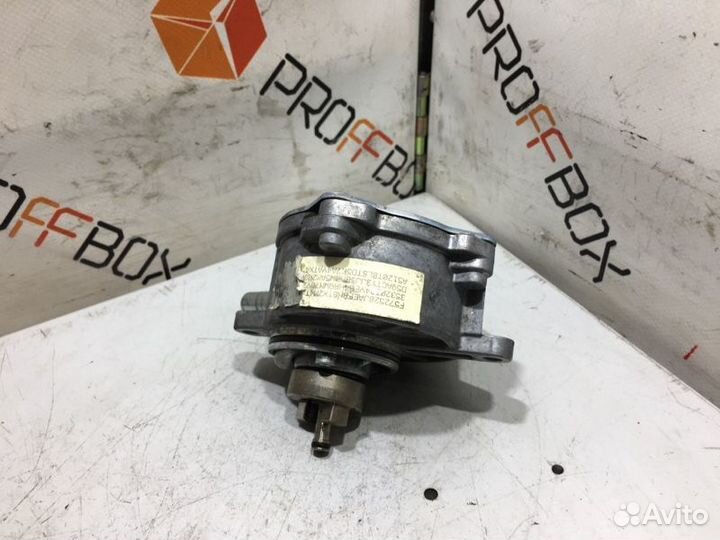 Насос вакуумный Mercedes E-Class W211 OM646 2.2