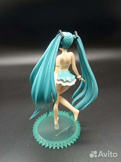 Аниме фигурка Вокалоид Мику в купальнике 14