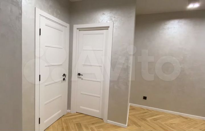 1-к. квартира, 43 м², 8/16 эт.