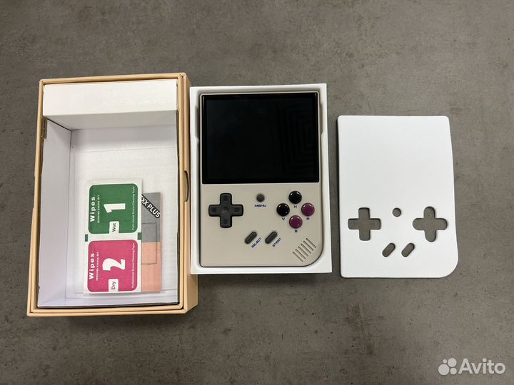 Anbernic rg 35 xx plus